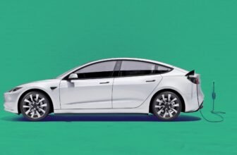 I can not imagine how this Tesla Mannequin 3 has almost half-a-million miles on it