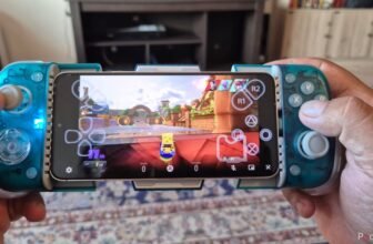 I turned my Android cellphone right into a gaming handheld for a fraction of the value