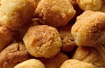 Grandma’s Scorching Water Cornbread (Crispy Outdoors, Comfortable Inside)