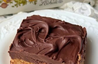 Do-it-yourself Lunch Girl Peanut Butter Bars