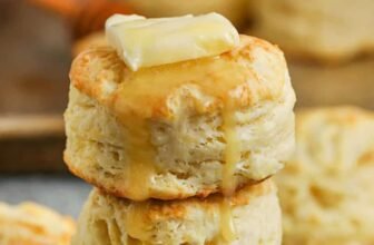 Selfmade Buttermilk Biscuits